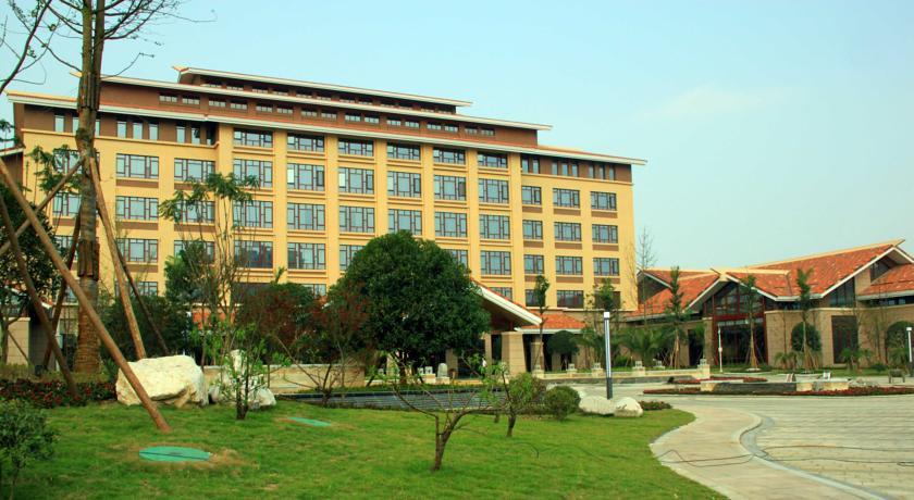 Отель Xinjin Celebrity City Hotel