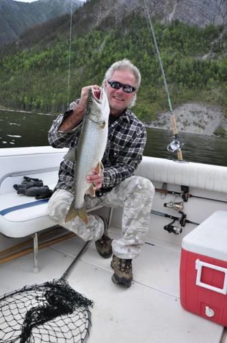 Отель Williston Lake Resort