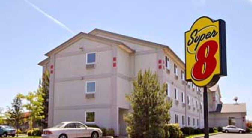 Отель Super 8 Redmond
