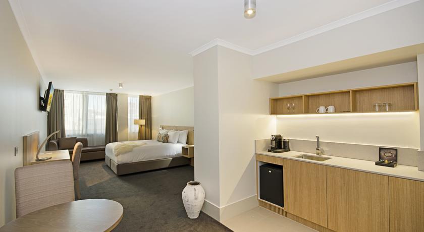 Отель Central City Motel
