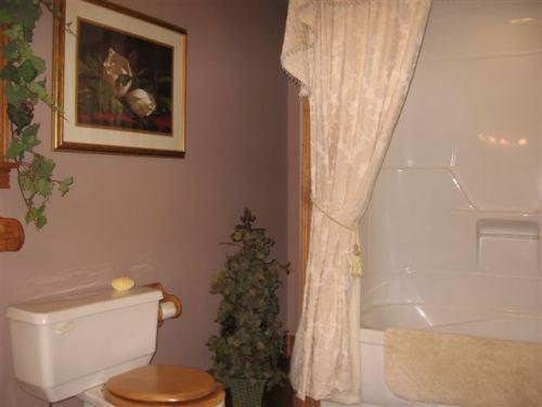 Мини-отель Candle Inn The Window Bed and Breakfast