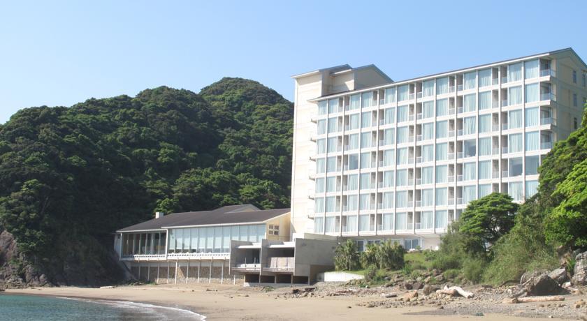 Отель Nichinankaigan Nango Prince Hotel