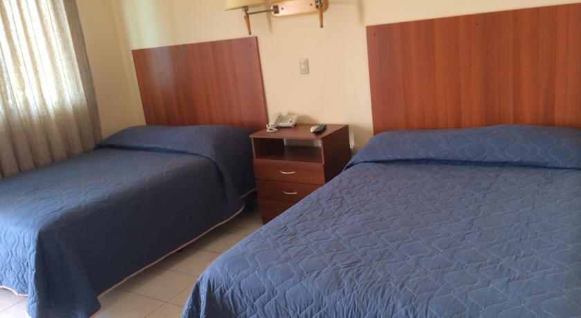 Хостел Hostal Marina Real