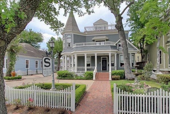 Sara's Inn on the Boulevard