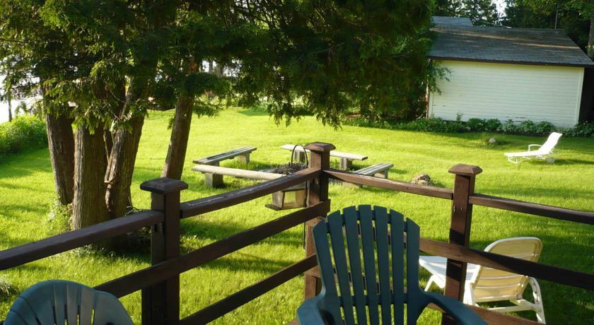 Отель Prestwood Cottages