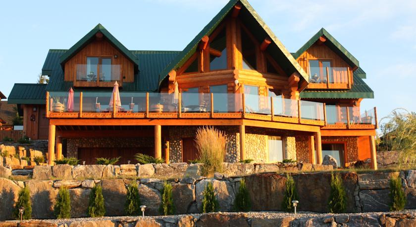 Мини-отель A Okanagan Lakeview B&B