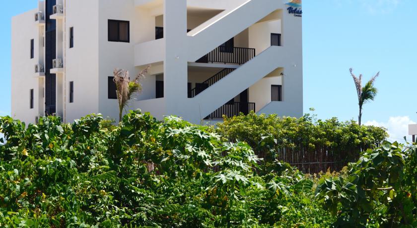 Апартаменты Vela's Condos