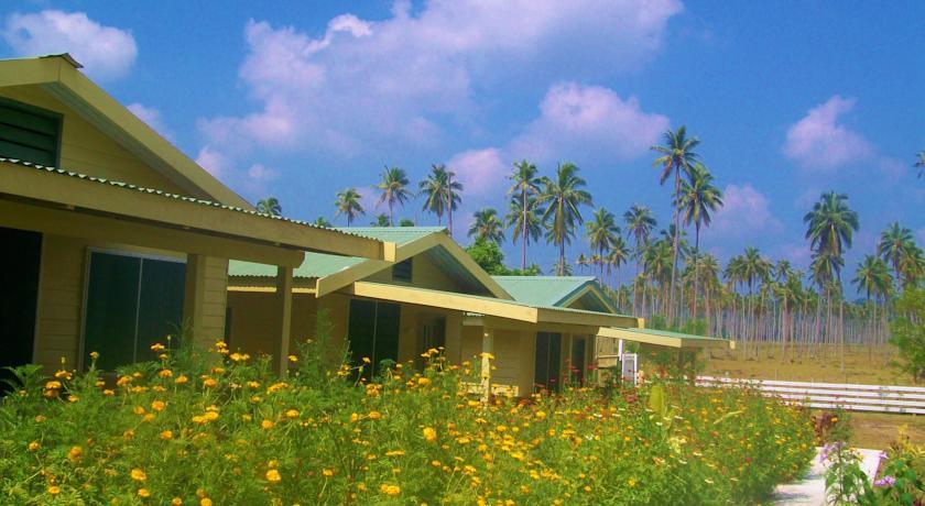 Отель Reef Resort
