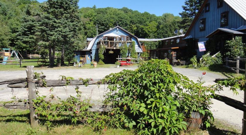 Отель Auberge le Cheval Bleu