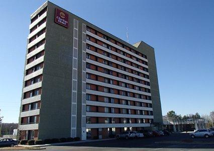 Отель Clarion Hotel at Carowinds