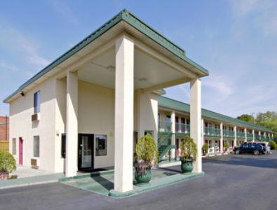 Отель Super 8 Ashburn