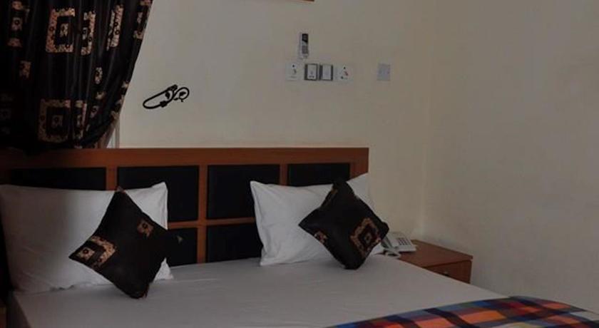 Отель Western Dreams Hotel