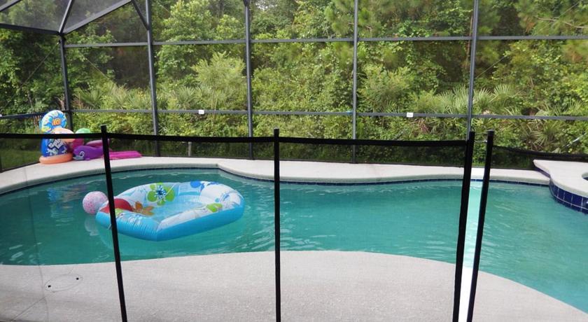 Luxury 5 Bed Sandy Ridge Villa by Save Property Management