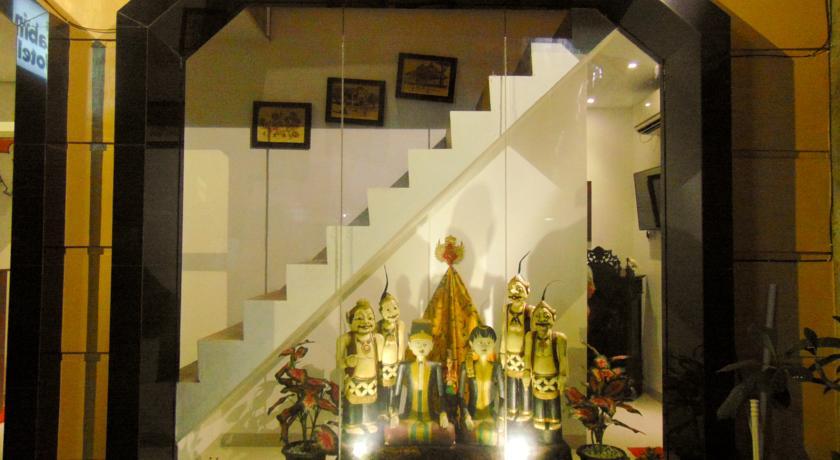 Cabin Hotel Bhayangkara