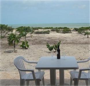 Отель Salina Point Bonefish Lodge