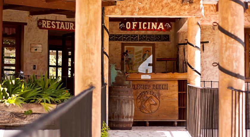 Отель Hotel Palomino Ranch