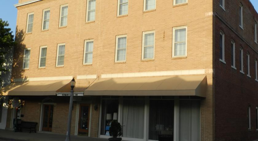 Мини-отель Hermann House Inn and Suites