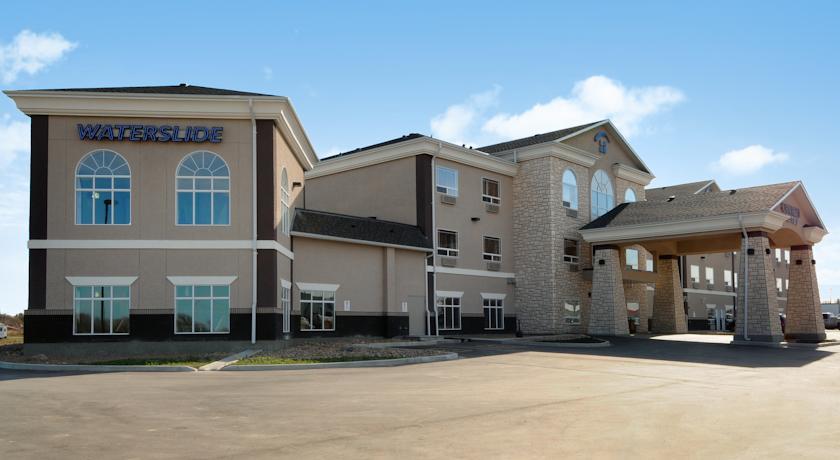 Отель Canalta Hotel Moosomin