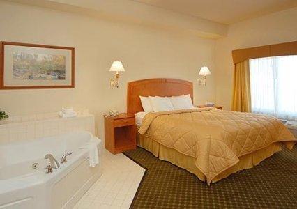 Отель Comfort Inn & Suites Rawlins