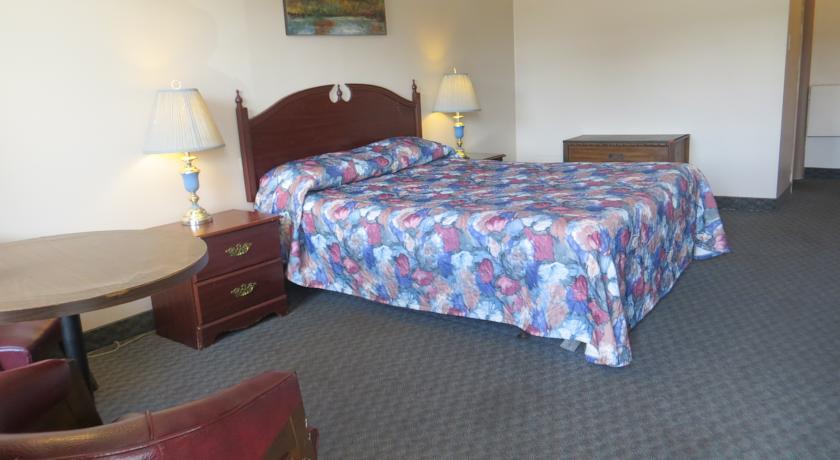 Blackstone Inn