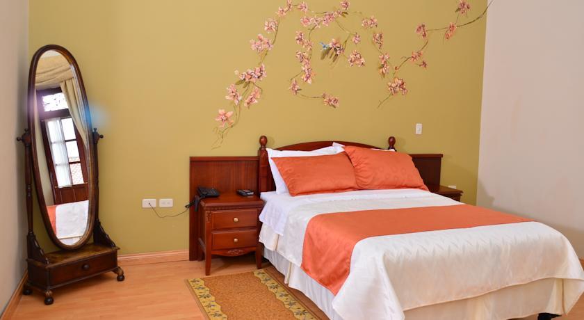 Hostal Campanario