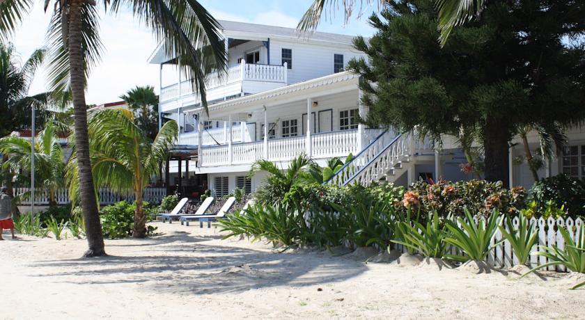 Отель Holiday Hotel