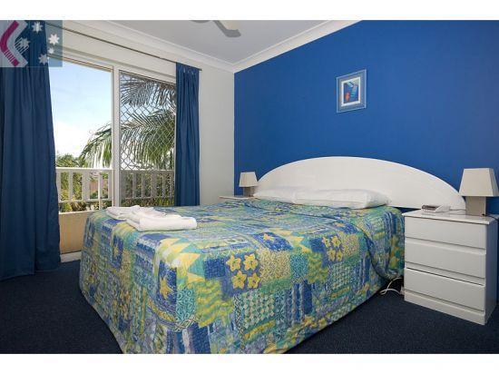 Surfers Tradewinds