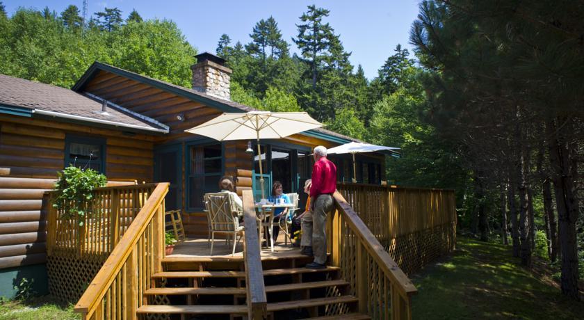 Отель Hearst Lodge