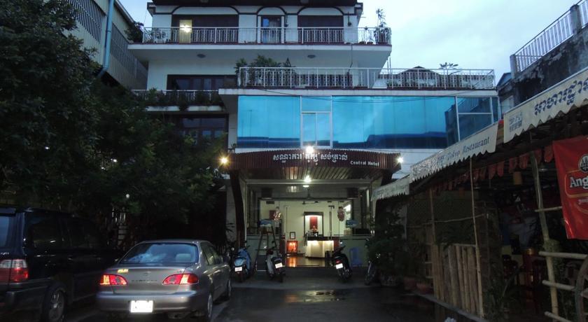 Central Hotel