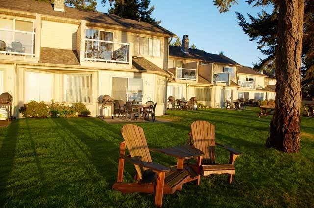 Отель Madrona Beach Resort