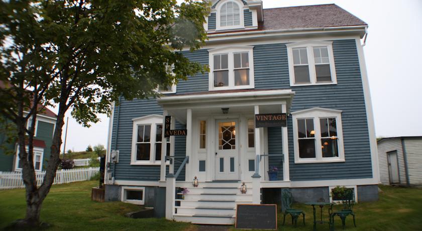 Отель Vicarage Suites