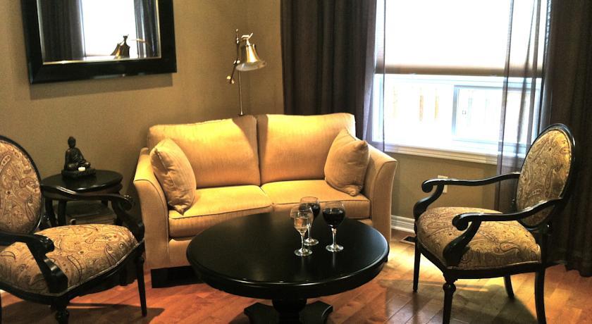 Мини-отель Hudson Cuddles Bed & Breakfast