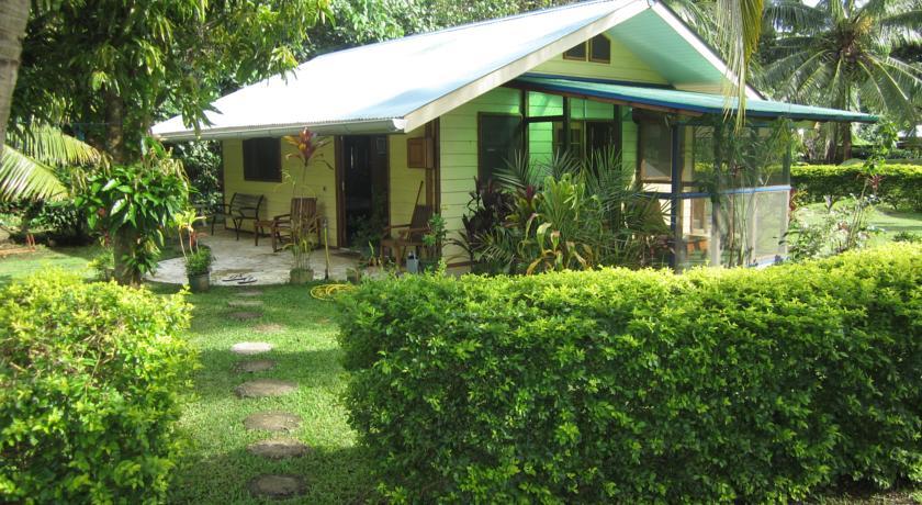 Отель Mark's Place Moorea