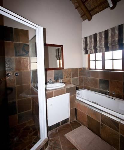 Отель Leopardsong Game Lodge