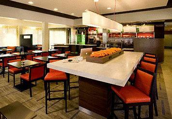 Отель Courtyard Sacramento Airport Natomas