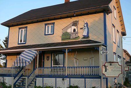 Мини-отель Gîte des P'tites Madames Bed and Breakfast