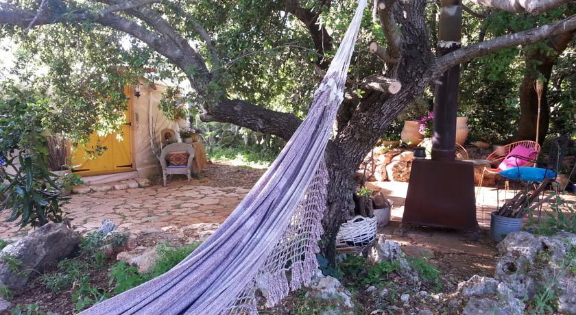 Апартаменты The Yurt in Abirim