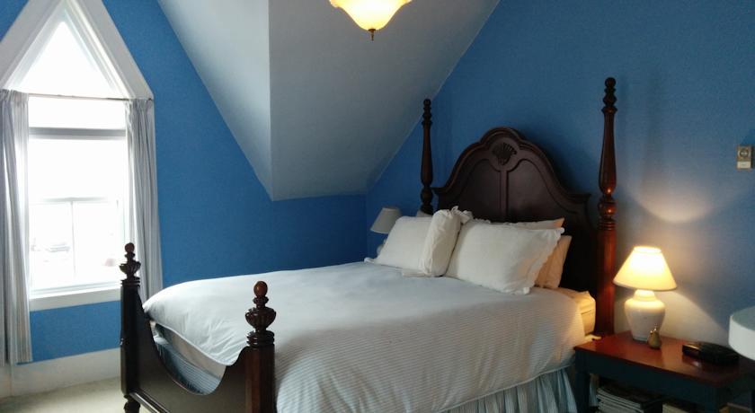 Мини-отель Fairmont House Bed & Breakfast
