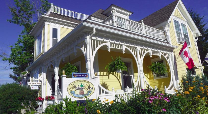 Мини-отель Mahone Bay Bed and Breakfast