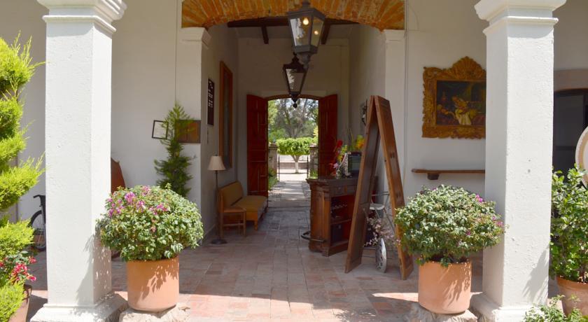 Отель Hotel Hacienda San Cristóbal