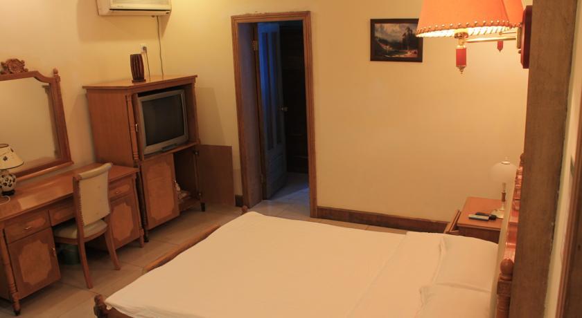 Отель Bi Feng Xia Hotel