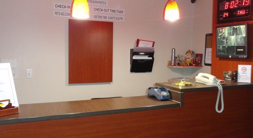 Отель Budget Inn