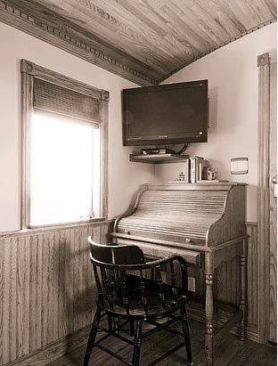 Мини-отель Clearview Station & Caboose B&B