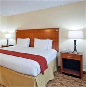 Отель Holiday Inn Express Phenix City-Columbus
