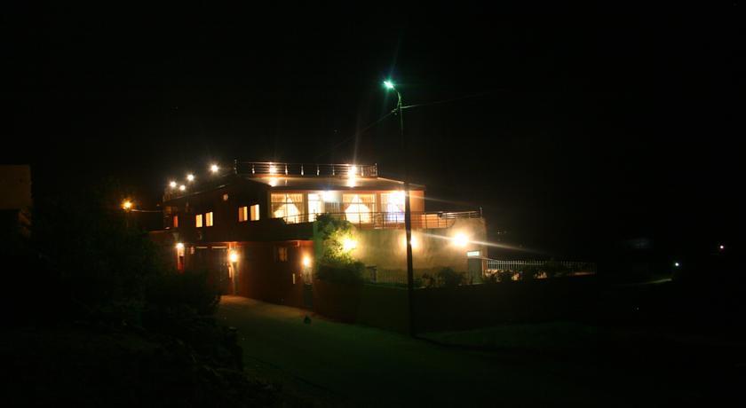 Отель Auberge Tazerzete