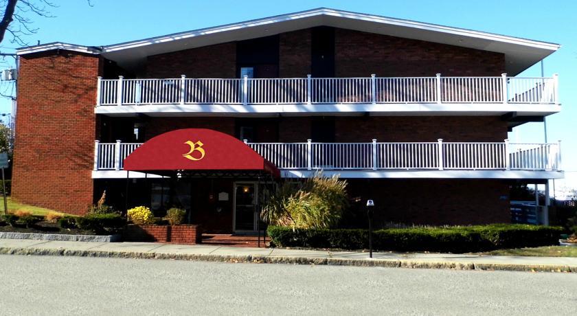 Отель Bradford Inn And Suites