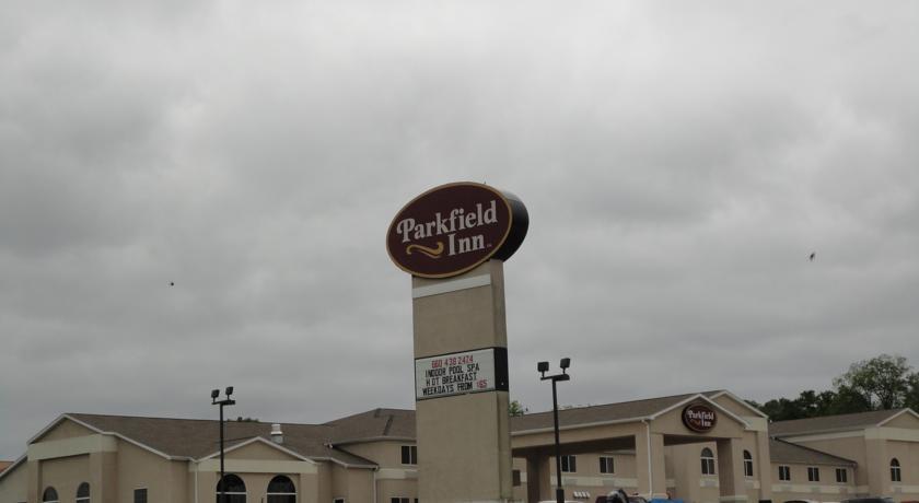 Отель Parkfield Inn - Warsaw