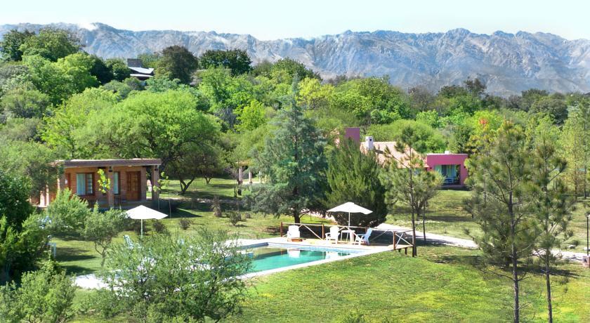 Отель Cortaderas Suites & Tenis