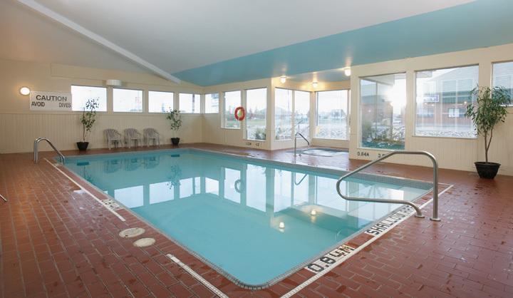 Отель Travelodge Airport North Bay