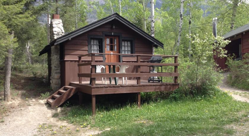 Отель Addison's Bungalows